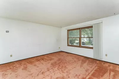 1916 9 1/2 Avenue SE, Rochester, MN 55904 - Photo 9