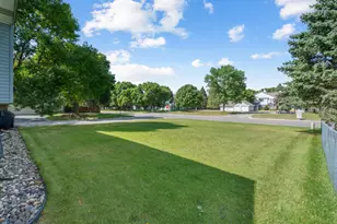 1067 Hummingbird Ln, Eagan, MN 55123 - Photo 21