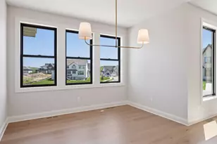 10380 Mallard Dr, Victoria, MN 55318 - Photo 7