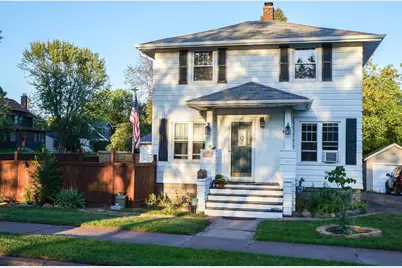 1130 N 47th Avenue E, Duluth, MN 55804 - Photo 1