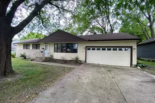 314 Burr Oak Dr, Albert Lea, MN 56007 - Photo 1