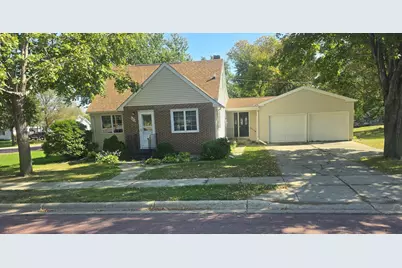 180 3rd Avenue NE, Trimont, MN 56176 - Photo 1