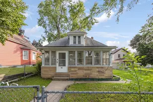 56 Hatch Ave, Saint Paul, MN 55117 - Photo 1