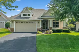 10539 Hawthorn Ct, Woodbury, MN 55129 - Photo 1