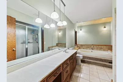 1094 Golden Oaks Lane, Saint Joseph, WI 54016 - Photo 17