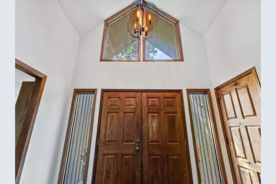 1094 Golden Oaks Lane, Saint Joseph, WI 54016 - Photo 5