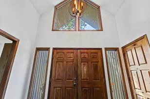 1094 Golden Oaks Ln, Saint Joseph, WI 54016 - Photo 5