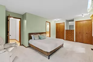 1094 Golden Oaks Ln, Saint Joseph, WI 54016 - Photo 15