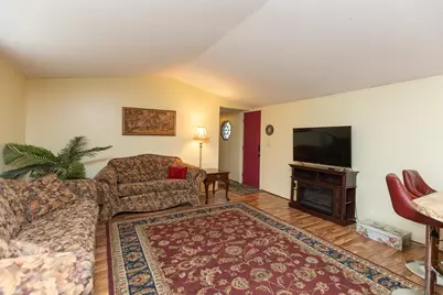 301 Louva Drive, Mankato, MN 56001 - Photo 3