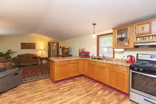 301 Louva Dr, Mankato, MN 56001 - Photo 5