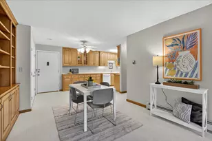 2720 Dale St N, Roseville, MN 55113 - Photo 3