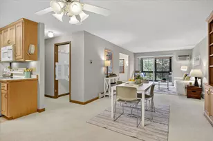 2720 Dale St N, Roseville, MN 55113 - Photo 5