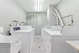 2720 Dale St N, Roseville, MN 55113 - Photo 75