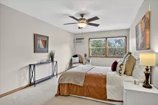 2720 Dale St N, Roseville, MN 55113 - Photo 25