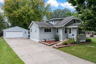 1212 S Grove Ave, Owatonna, MN 55060 - Photo 1