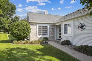 585 Markgrafs Lake Bay, Woodbury, MN 55129 - Photo 1