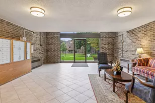 2230 Midland Grove Rd, Roseville, MN 55113 - Photo 41