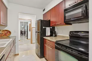 2230 Midland Grove Rd, Roseville, MN 55113 - Photo 15