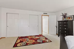 2230 Midland Grove Rd, Roseville, MN 55113 - Photo 21