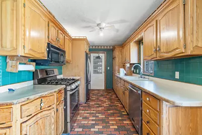 5849 Boone Avenue N, New Hope, MN 55428 - Photo 9