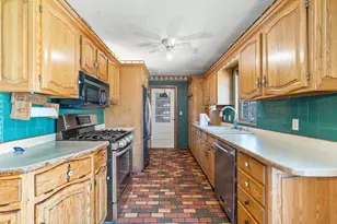 5849 Boone Ave N, New Hope, MN 55428 - Photo 9