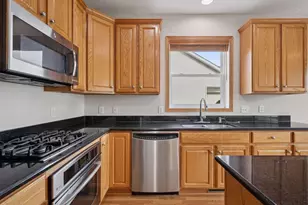 6647 Peony Ln N, Maple Grove, MN 55311 - Photo 17