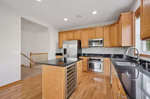 6647 Peony Ln N, Maple Grove, MN 55311 - Photo 15