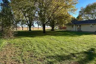 15742 675th Ave, Alden, MN 56009 - Photo 47