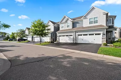 11540 81st Place N, Maple Grove, MN 55369 - Photo 5