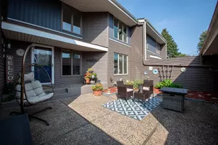 540 Woodhill Dr, Roseville, MN 55113 - Photo 1