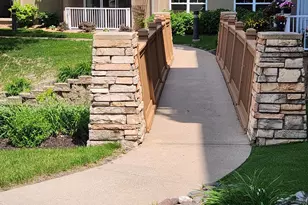 5650 Boone Ave N, New Hope, MN 55428 - Photo 7