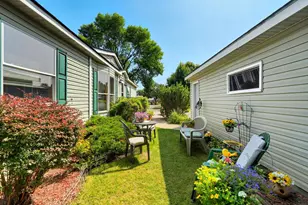 9842 Hayward Ave S, Cottage Grove, MN 55016 - Photo 27