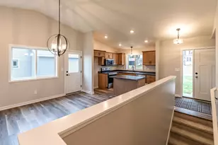 2512 15th St SE, Rochester, MN 55904 - Photo 5