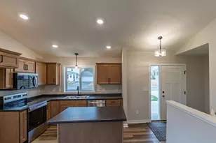 2512 15th St SE, Rochester, MN 55904 - Photo 3