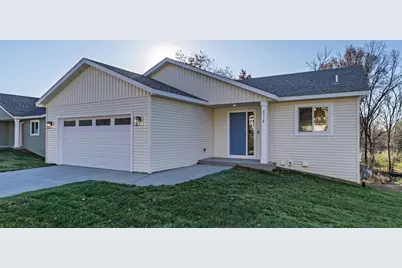 2518 15 Street SE, Rochester, MN 55904 - Photo 1