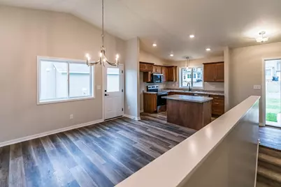 2518 15 Street SE, Rochester, MN 55904 - Photo 3