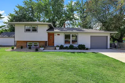 2268 17th Avenue E, North Saint Paul, MN 55109 - Photo 1
