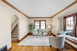 3643 Hubbard Ave N, Robbinsdale, MN 55422 - Photo 5