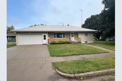 537 E Ronning Avenue, Appleton, MN 56208 - Photo 1