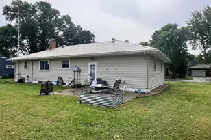 537 E Ronning Ave, Appleton, MN 56208 - Photo 7