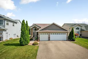 1679 Nordland St, Shakopee, MN 55379 - Photo 1