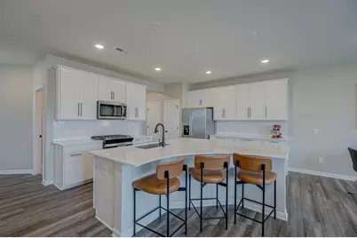 17935 Giants Way, Lakeville, MN 55044 - Photo 5