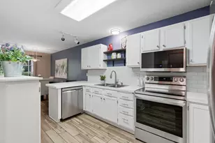 1825 Donegal Dr, Woodbury, MN 55125 - Photo 7