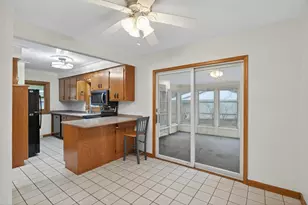 16940 12th Ave N, Plymouth, MN 55447 - Photo 5