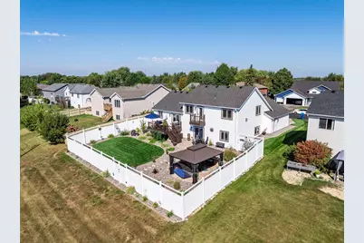 1424 Hillside Court, Sauk Rapids, MN 56379 - Photo 11