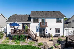 1424 Hillside Ct, Sauk Rapids, MN 56379 - Photo 7