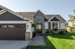 1424 Hillside Ct, Sauk Rapids, MN 56379 - Photo 1