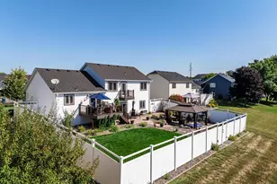 1424 Hillside Ct, Sauk Rapids, MN 56379 - Photo 5