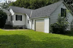 114 W 2nd St S, Truman, MN 56088 - Photo 1