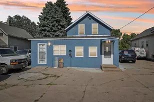 612 Bush Ave, Saint Paul, MN 55130 - Photo 1